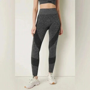 Victoria's Secret PINK Seamless Breathable Leggings Small